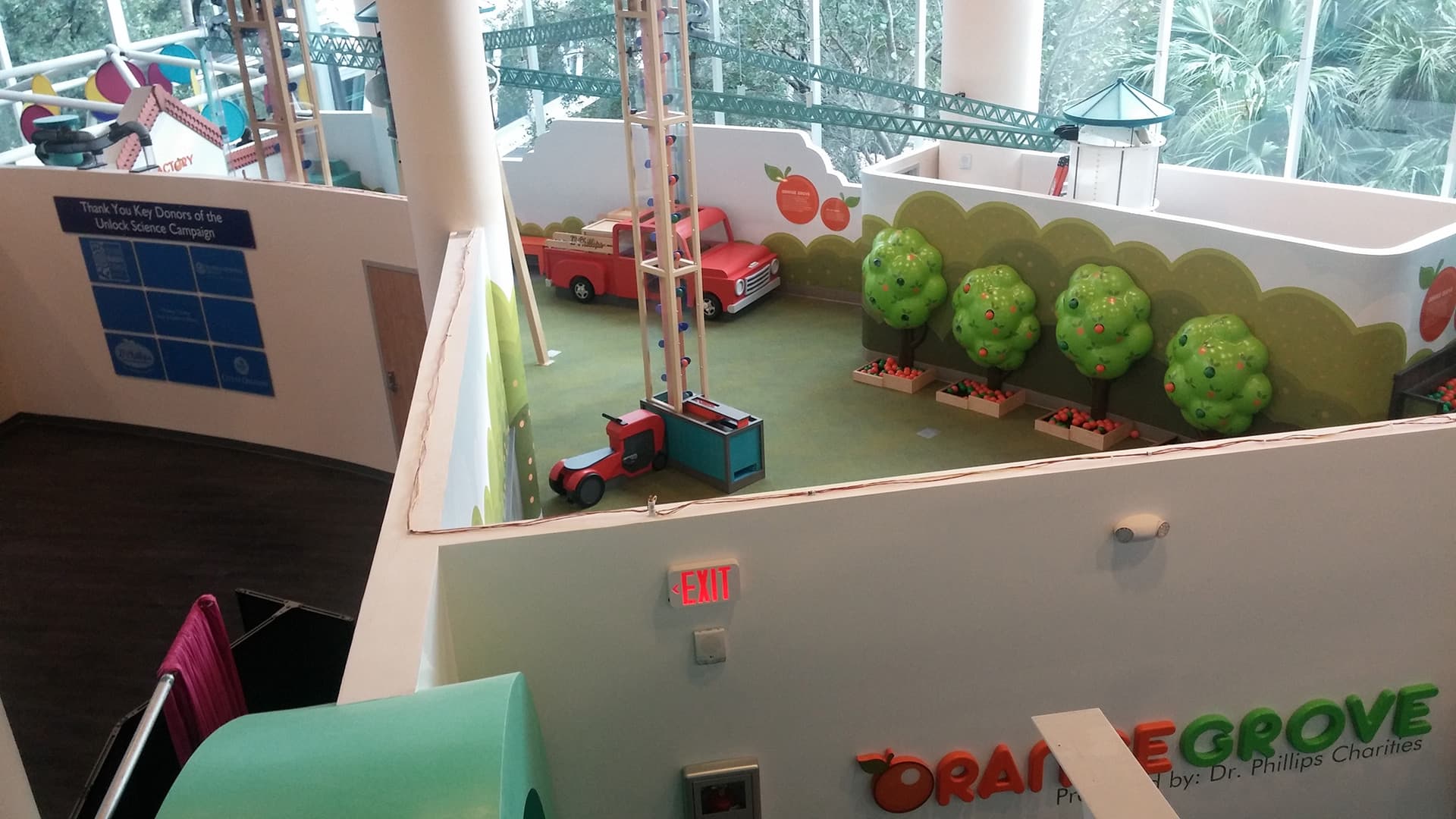 Construction of new exhibit at Orlando Science Center