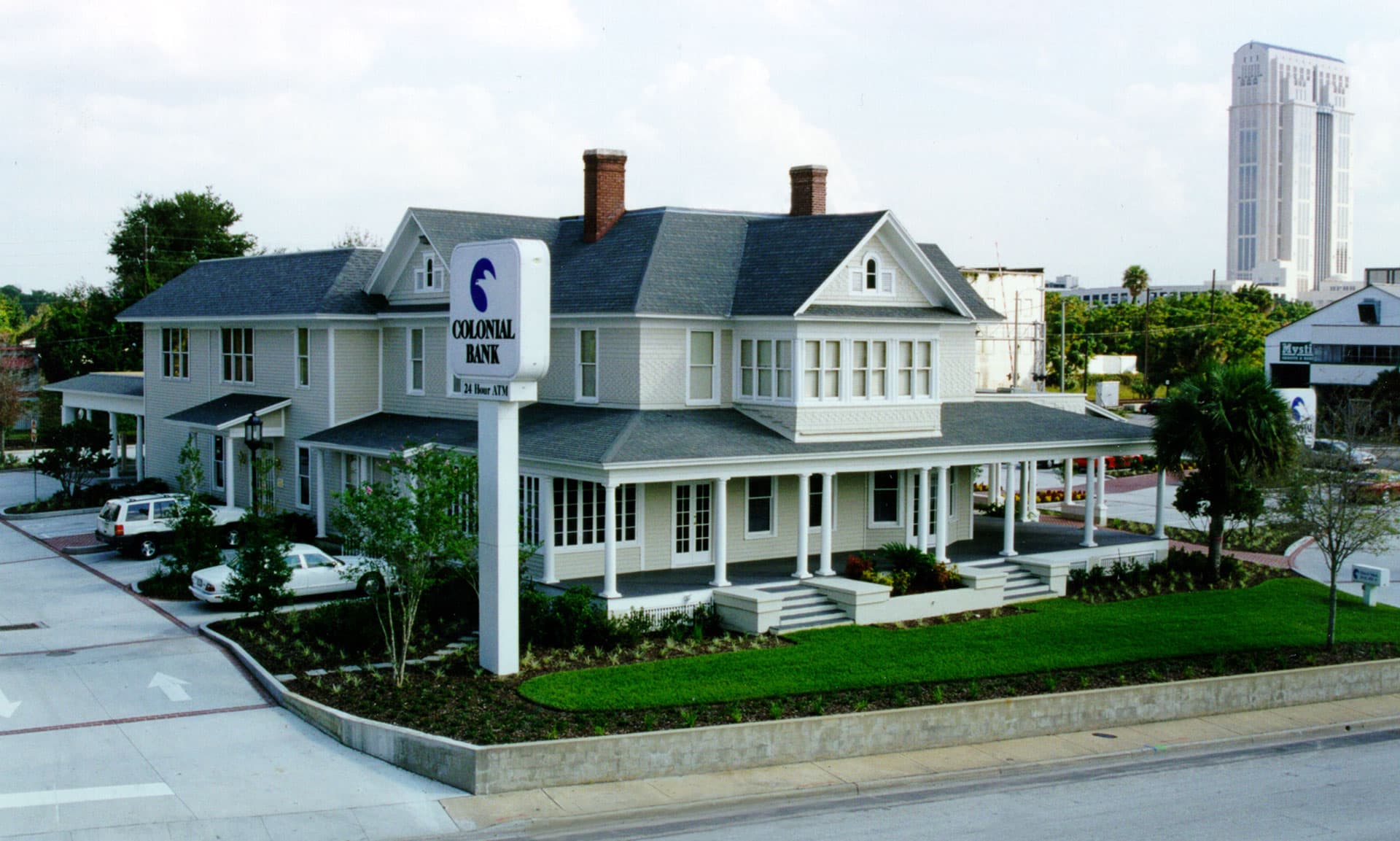 New modern renovation and addition to the Colonial Bank in Orlando